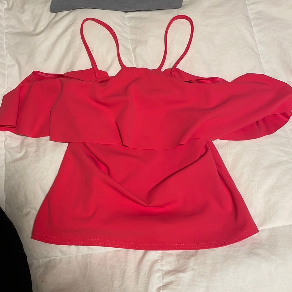 Club London size 12 fits like a small. Pink tank top with scalloped cut shoulder